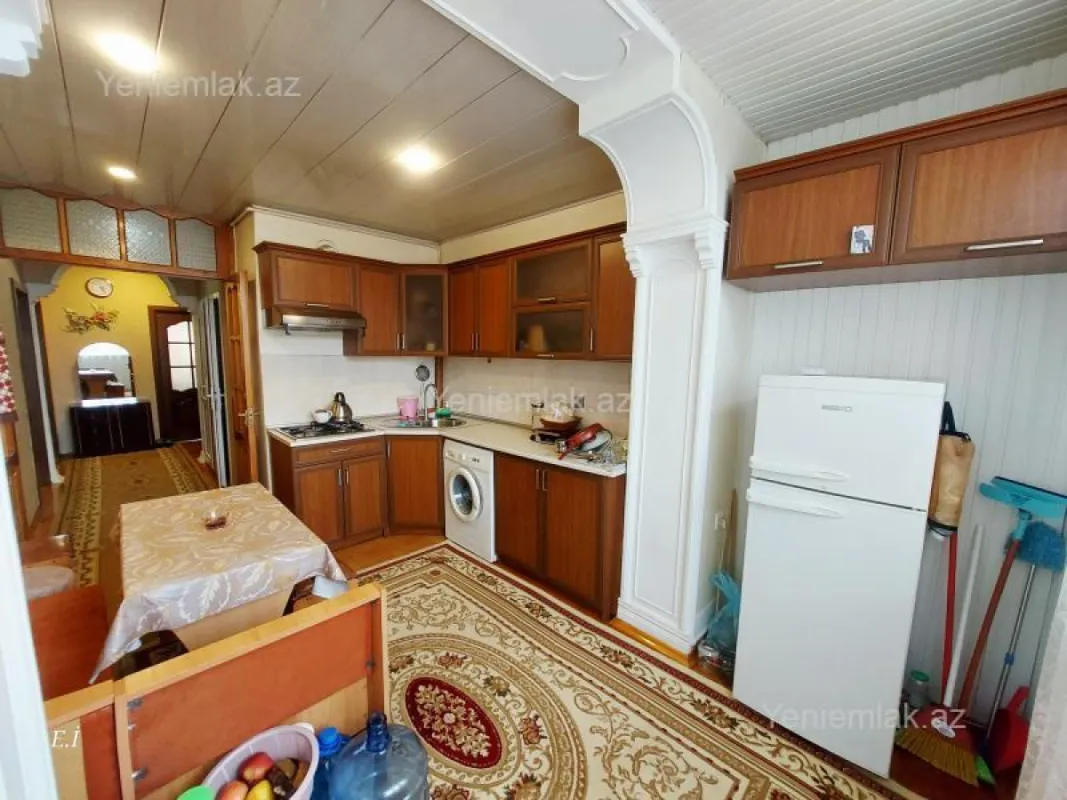 Satılır 3 otaqlı köhnə tikili 72 m²