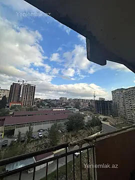 Satılır 3 otaqlı köhnə tikili 70 m²