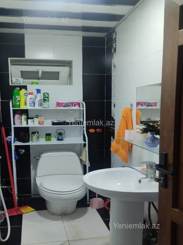 Satılır 4 otaqlı həyət evi 140 m²