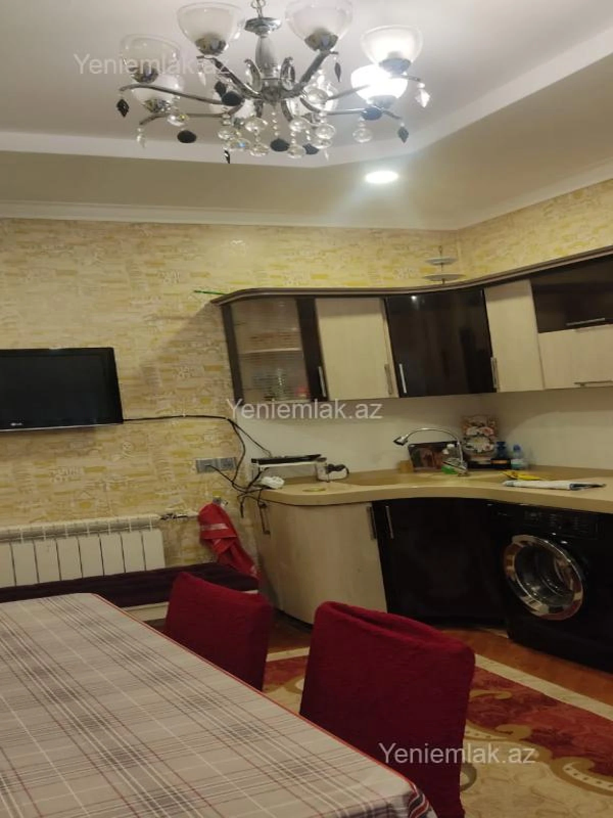 Satılır 4 otaqlı həyət evi 140 m²