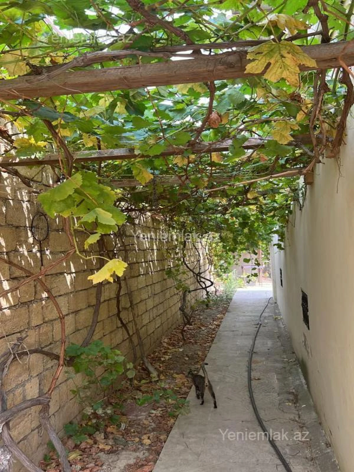 Satılır 4 otaqlı həyət evi 140 m²