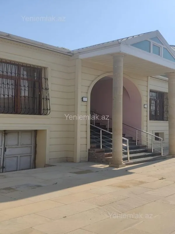 Satılır 4 otaqlı həyət evi 140 m²