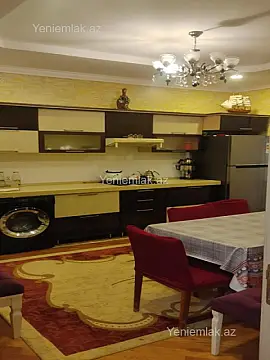 Satılır 4 otaqlı həyət evi 140 m²