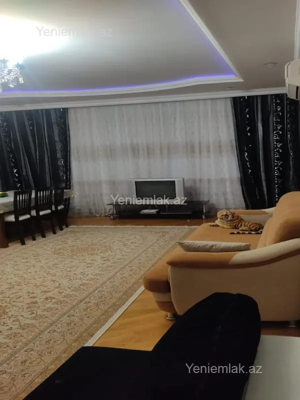 Satılır 4 otaqlı həyət evi 140 m²