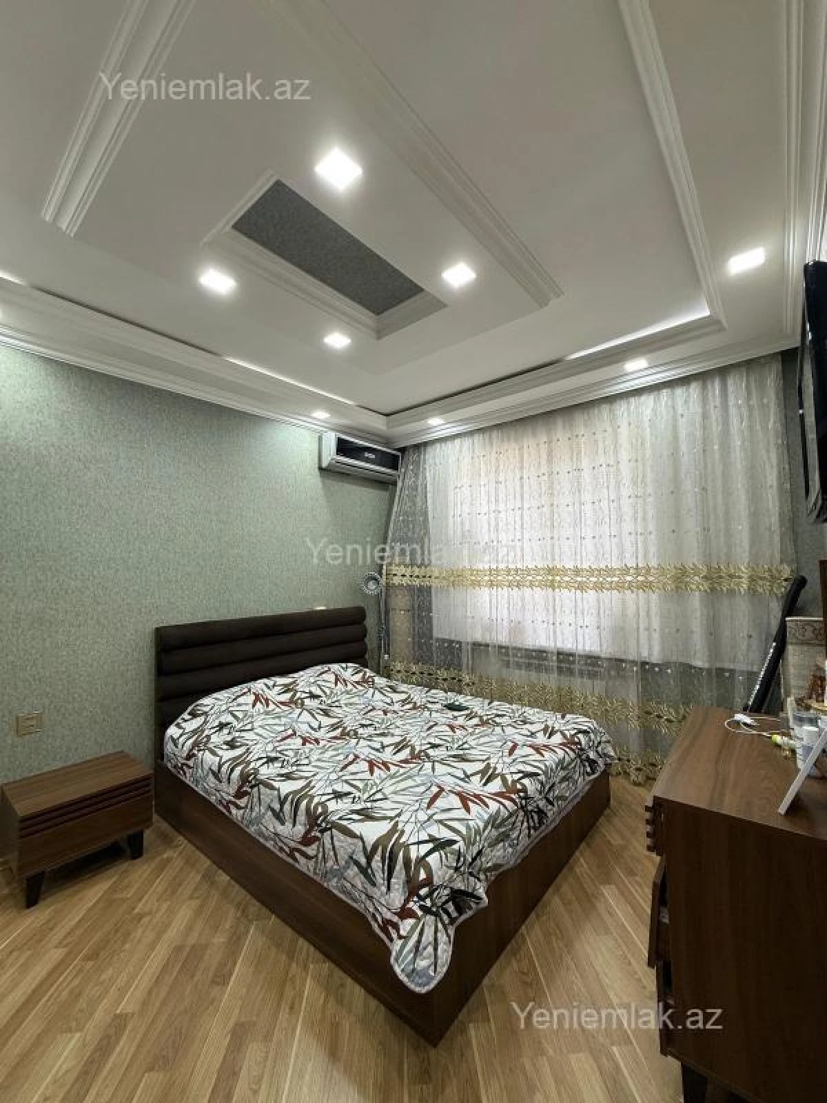 Satılır 3 otaqlı köhnə tikili 85 m²