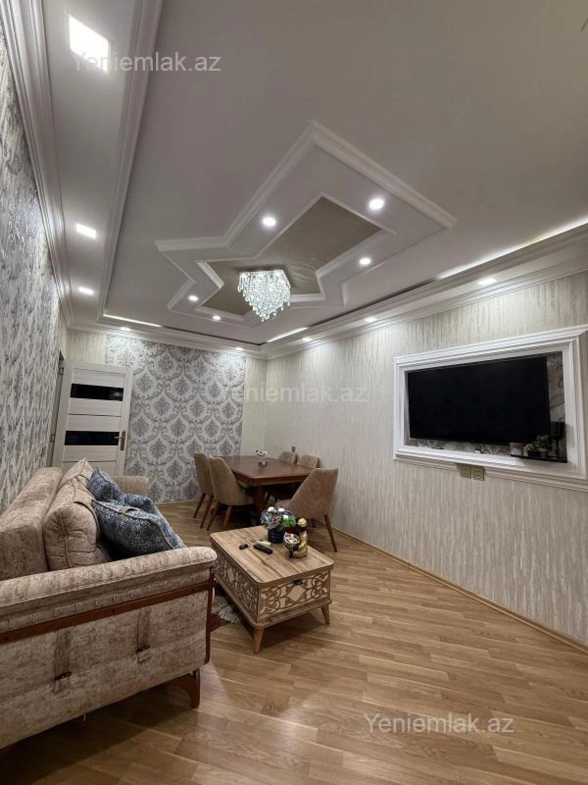 Satılır 3 otaqlı köhnə tikili 85 m²