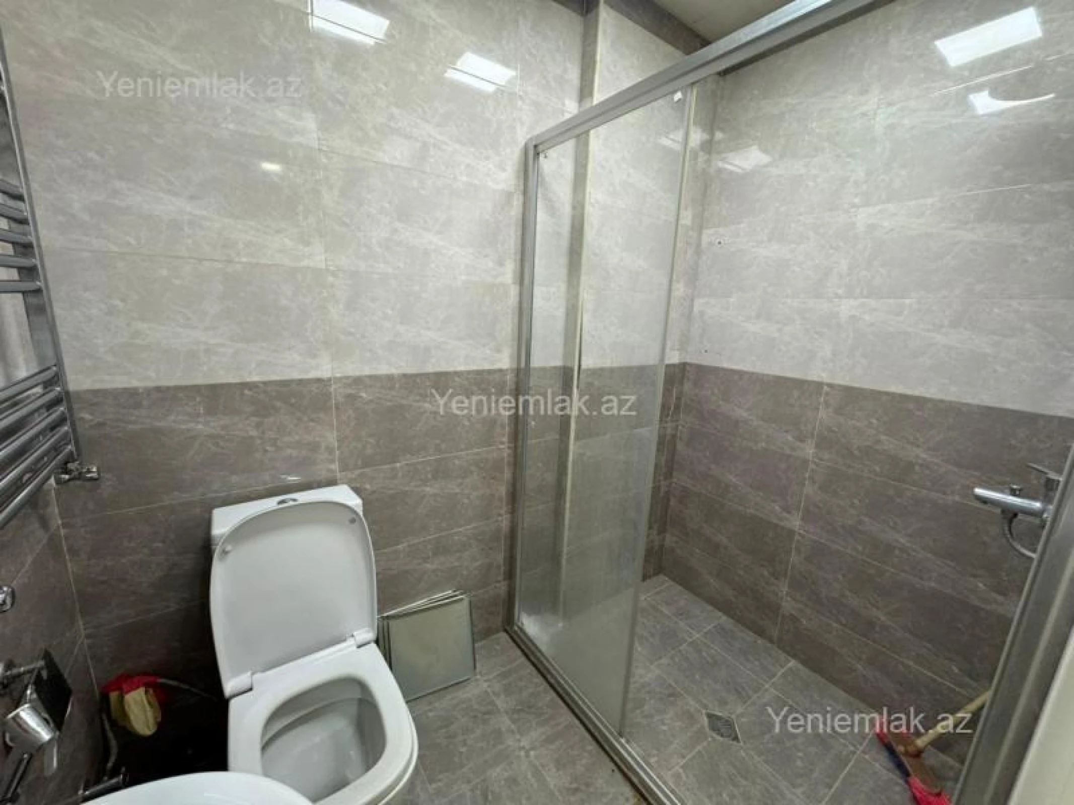 Satılır 3 otaqlı yeni tikili 60 m²