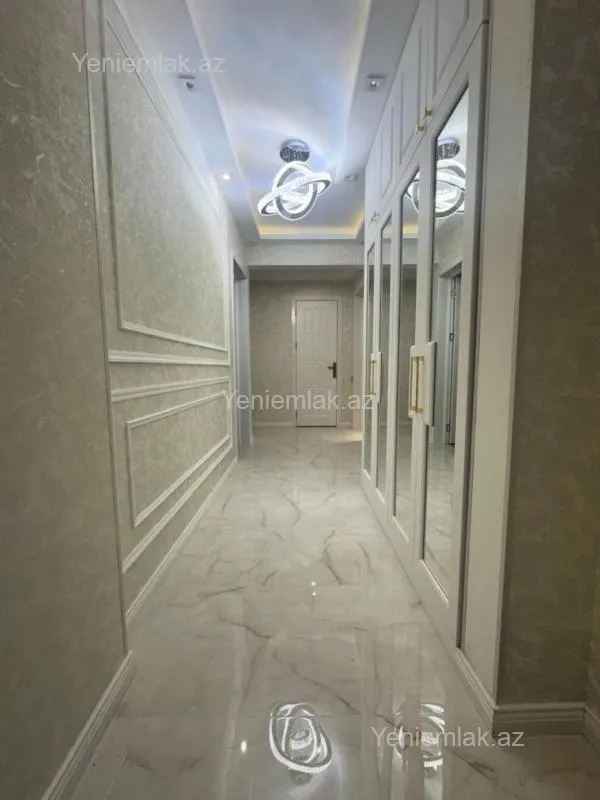 Satılır 3 otaqlı köhnə tikili 92 m²