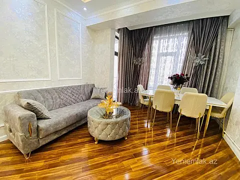 Satılır 3 otaqlı yeni tikili 80 m²