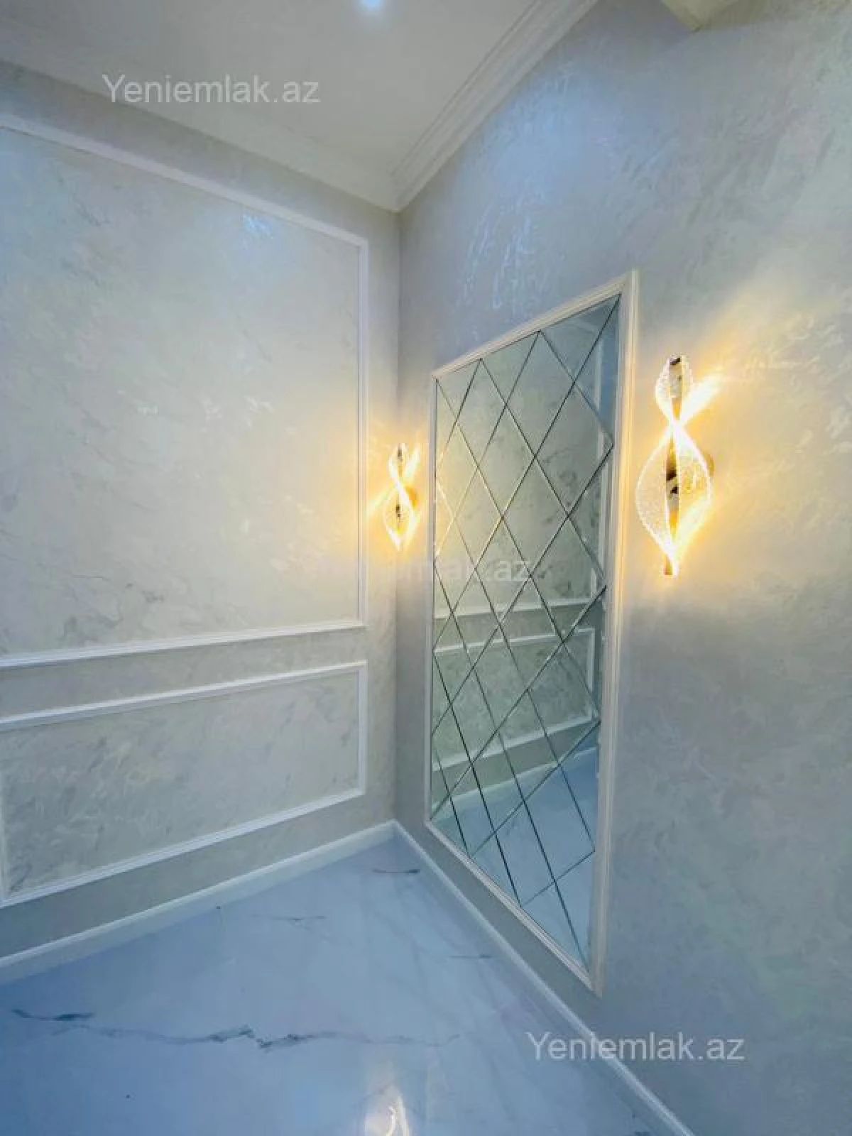 Satılır 3 otaqlı yeni tikili 80 m²