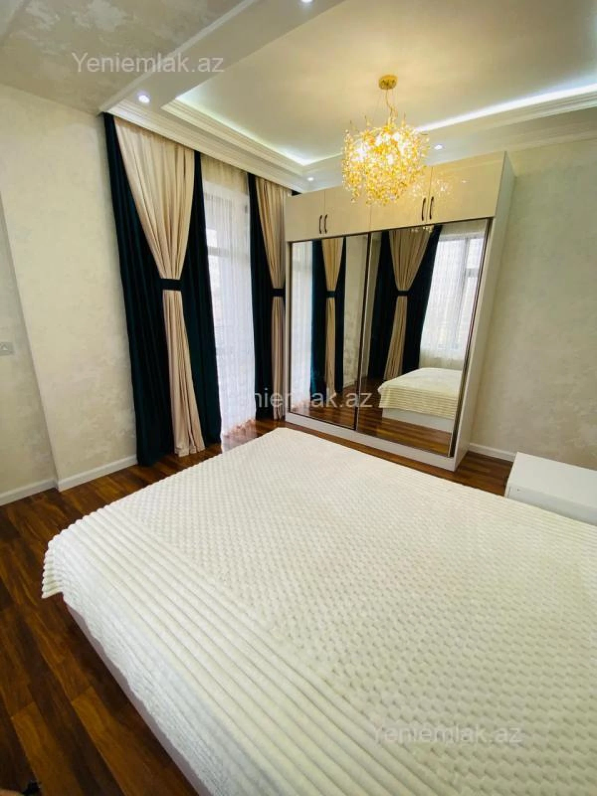 Satılır 3 otaqlı yeni tikili 80 m²