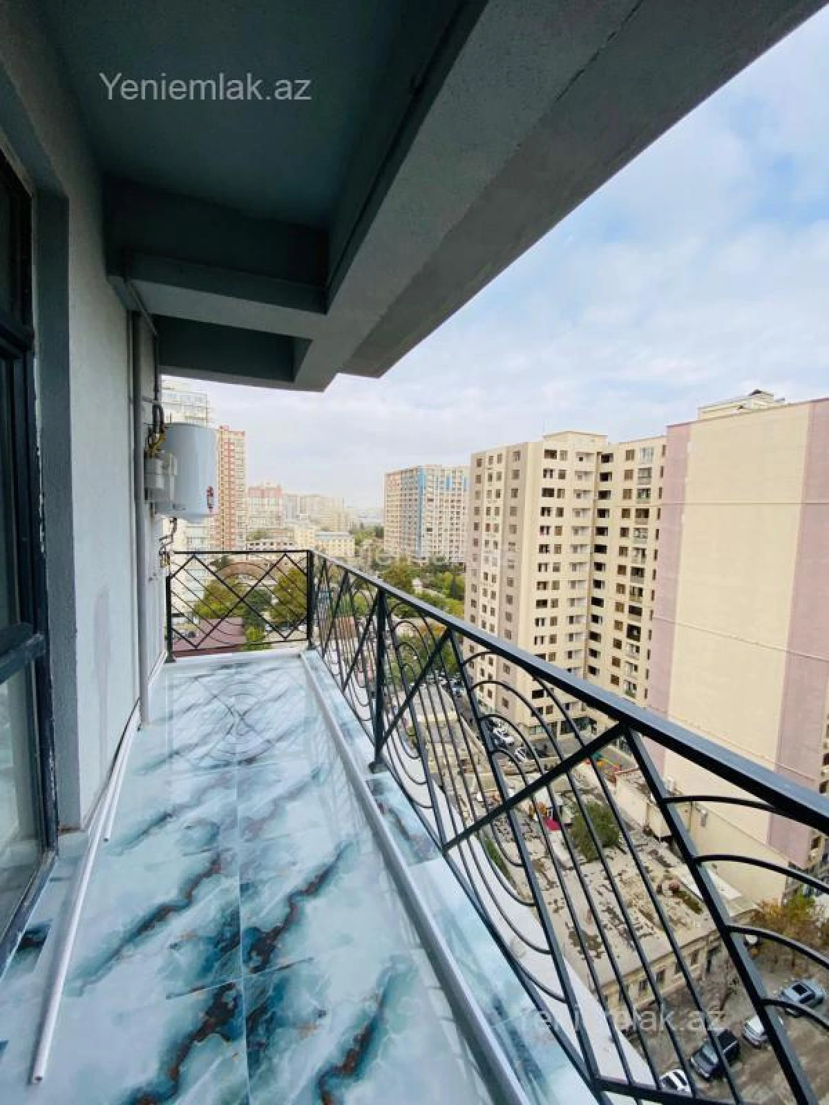 Satılır 3 otaqlı yeni tikili 80 m²