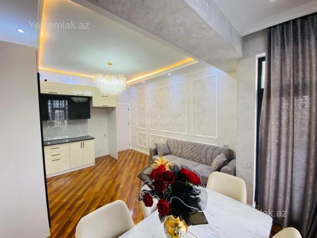 Satılır 3 otaqlı yeni tikili 80 m²