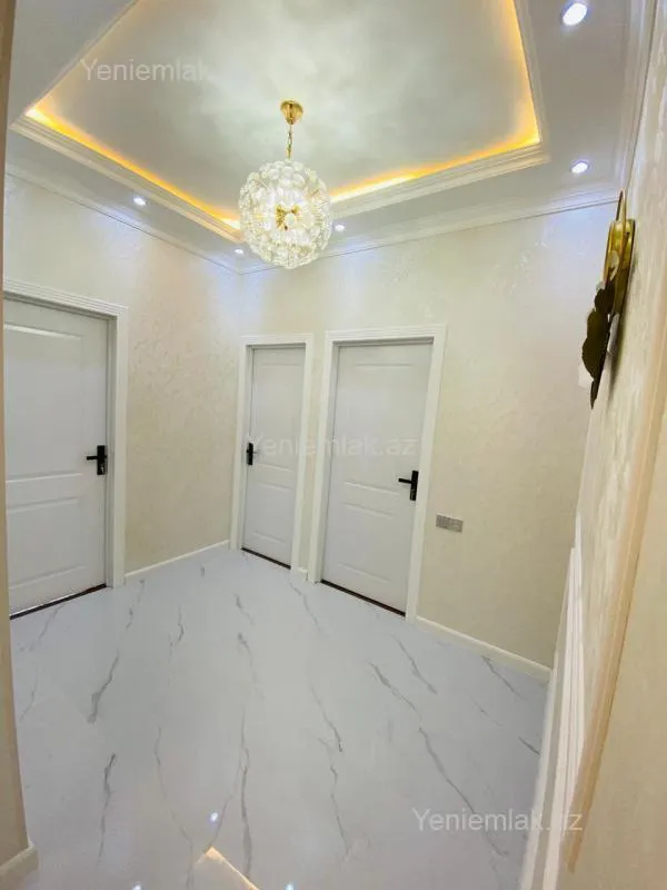 Satılır 3 otaqlı yeni tikili 80 m²