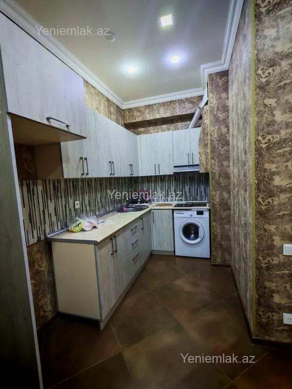 Satılır 3 otaqlı yeni tikili 84 m²