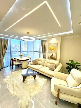 Satılır 3 otaqlı yeni tikili 100 m²