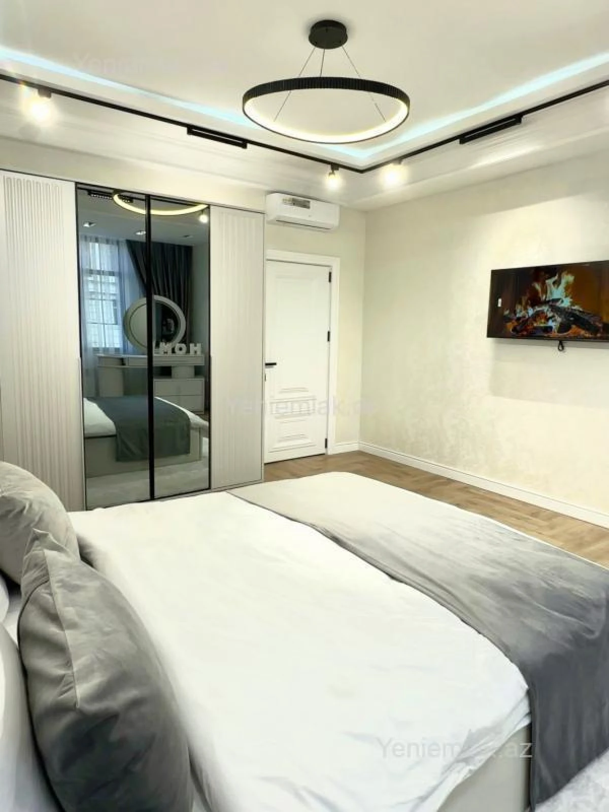 Satılır 3 otaqlı yeni tikili 100 m²