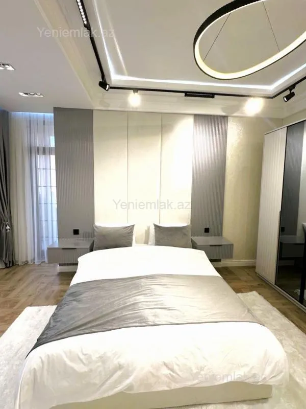 Satılır 3 otaqlı yeni tikili 100 m²