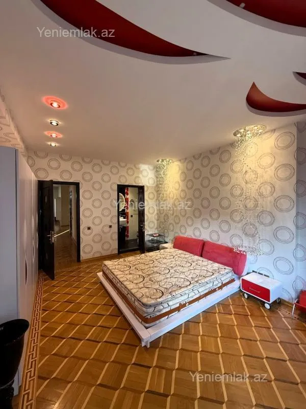 Satılır 4 otaqlı yeni tikili 185 m²