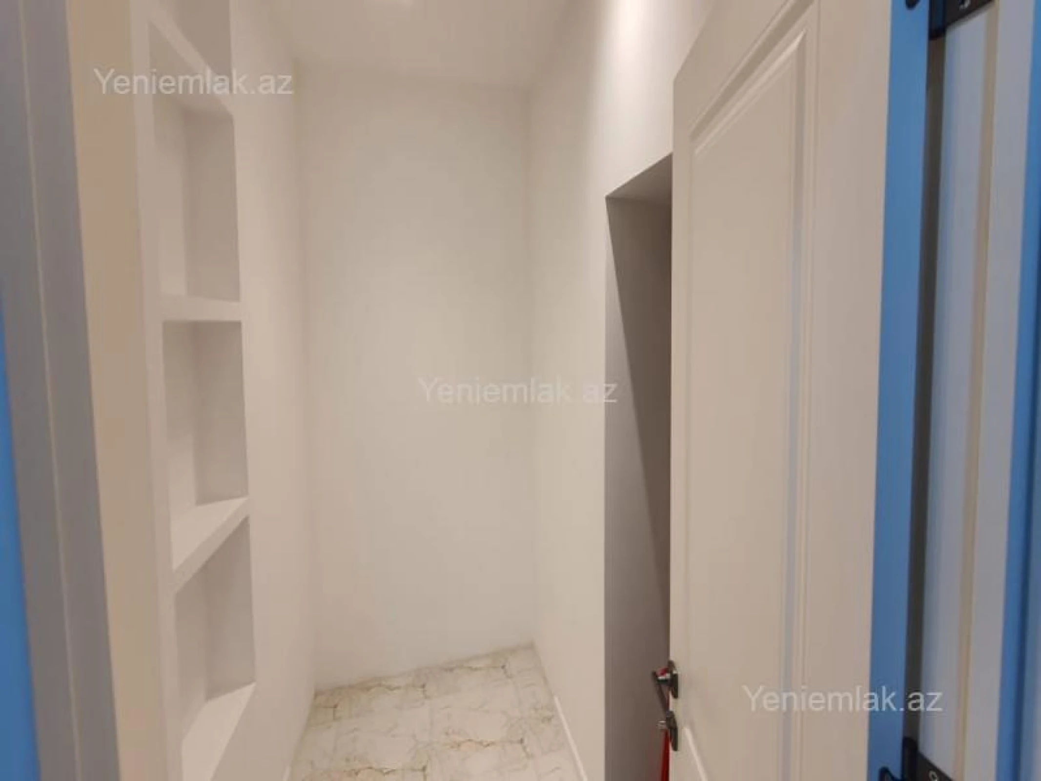 Satılır 2 otaqlı yeni tikili 50 m²