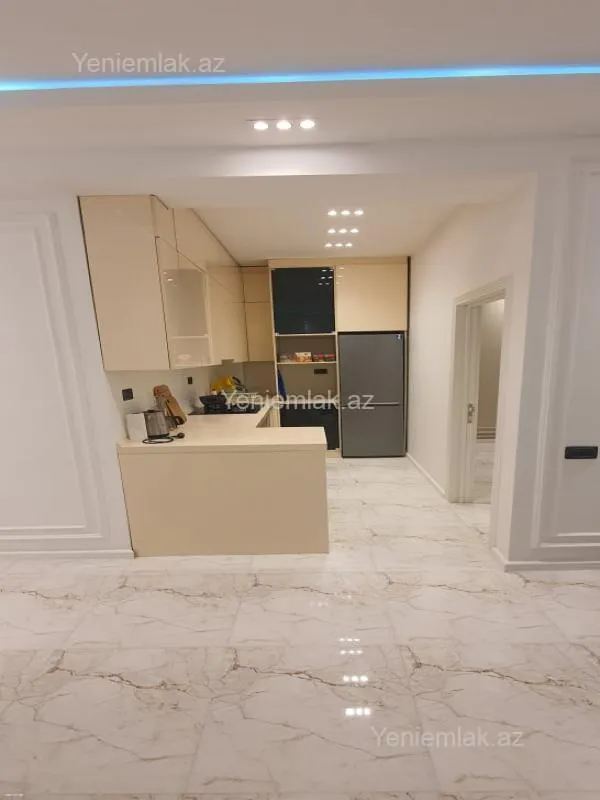 Satılır 2 otaqlı yeni tikili 50 m²