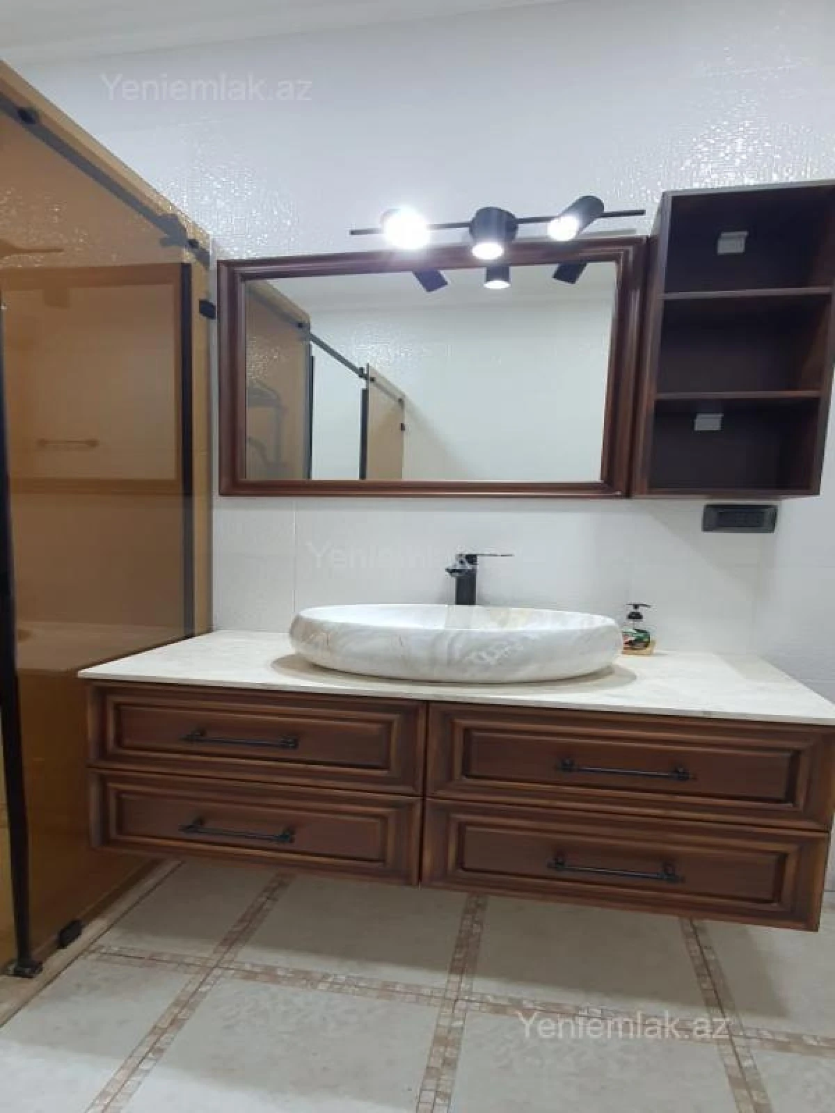 Satılır 2 otaqlı yeni tikili 50 m²