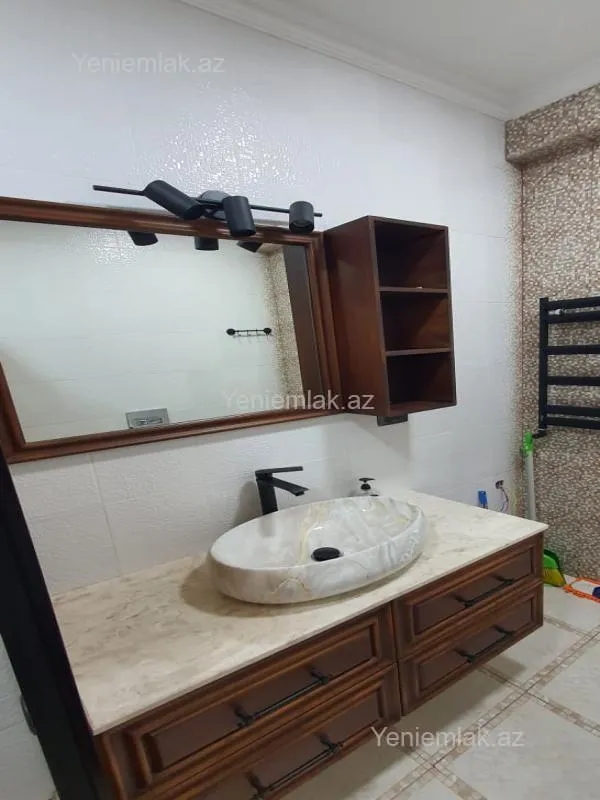 Satılır 2 otaqlı yeni tikili 50 m²