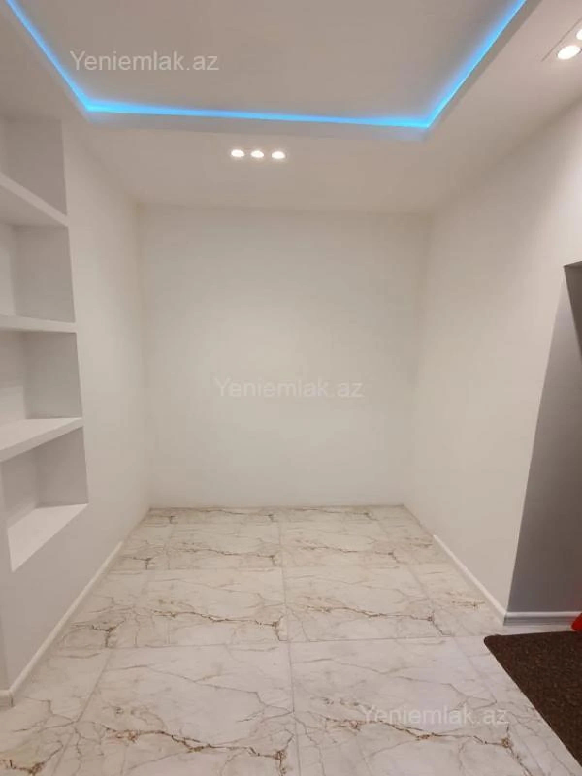 Satılır 2 otaqlı yeni tikili 50 m²