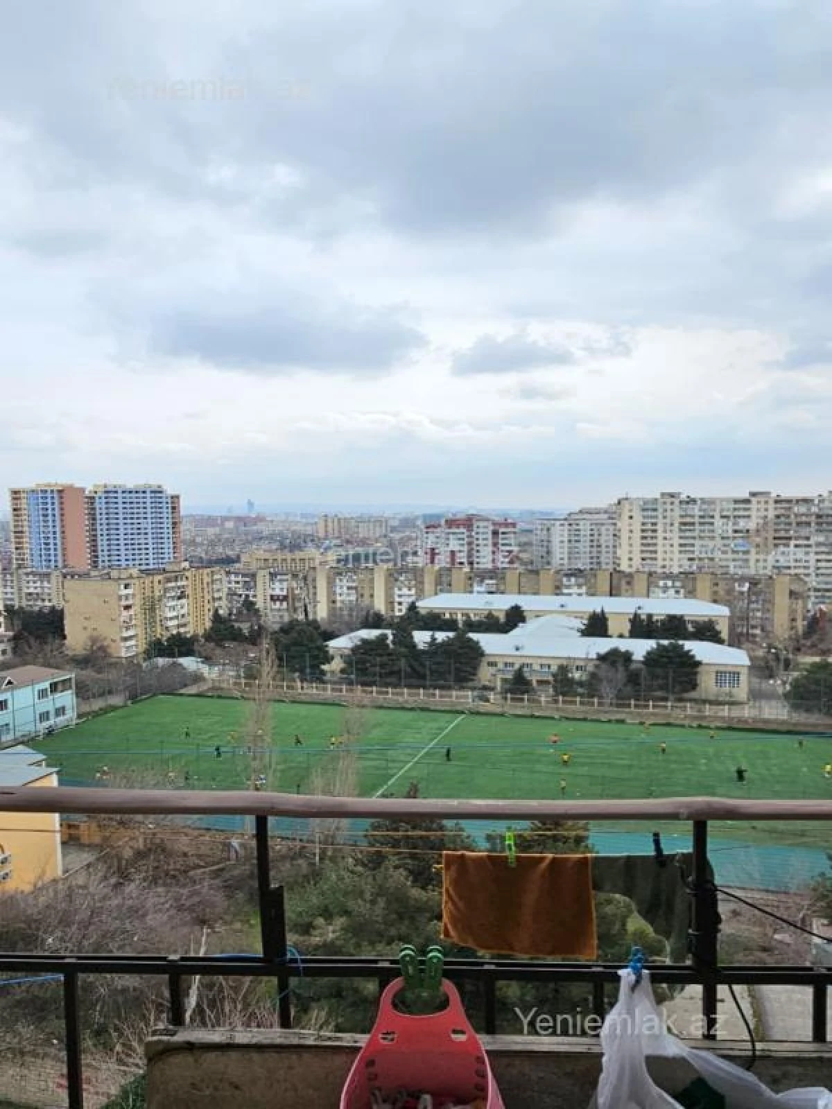 Satılır 3 otaqlı köhnə tikili 85 m²