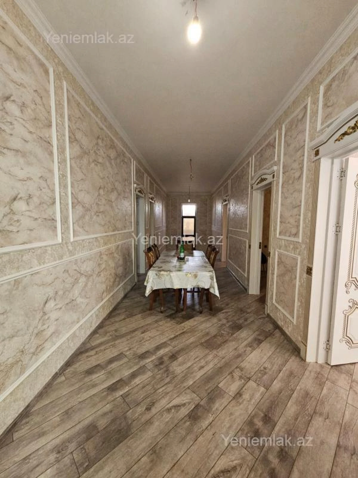 Satılır 5 otaqlı həyət evi 200 m²