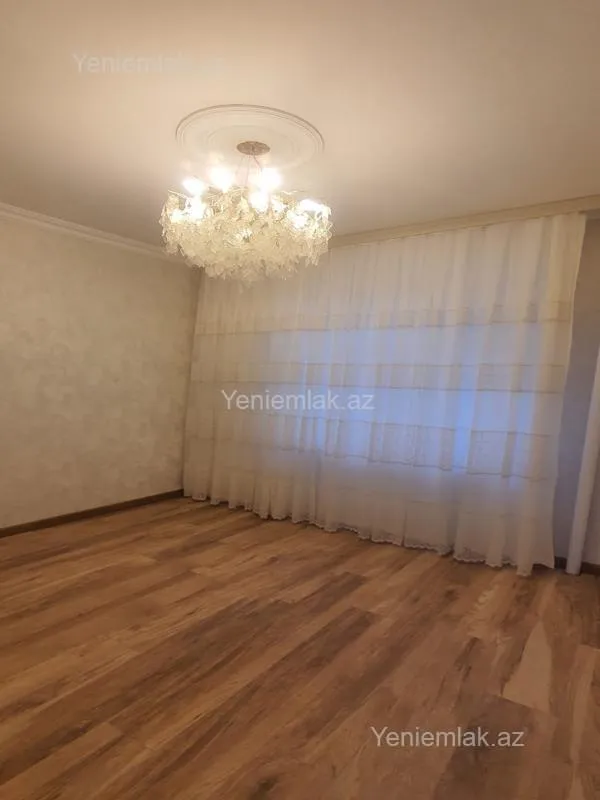 Satılır 3 otaqlı köhnə tikili 70 m²
