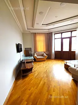 Satılır 2 otaqlı köhnə tikili 65 m²