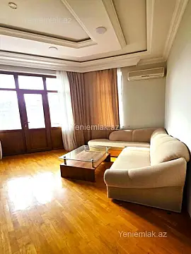Satılır 2 otaqlı köhnə tikili 65 m²