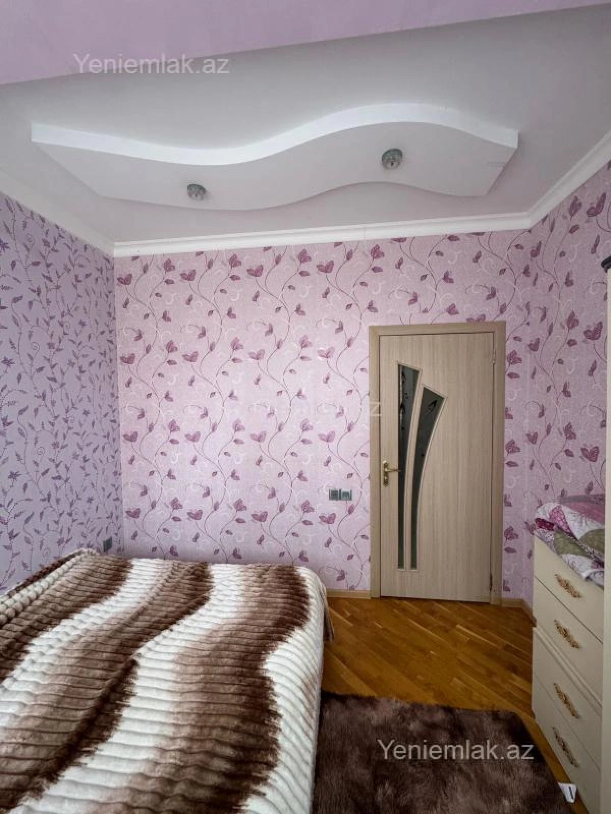Satılır 2 otaqlı yeni tikili 42 m²