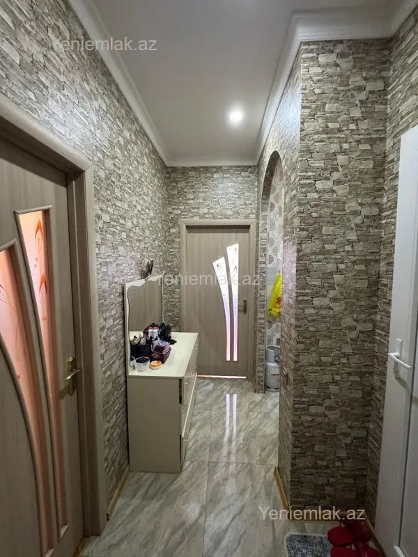 Satılır 2 otaqlı yeni tikili 42 m²