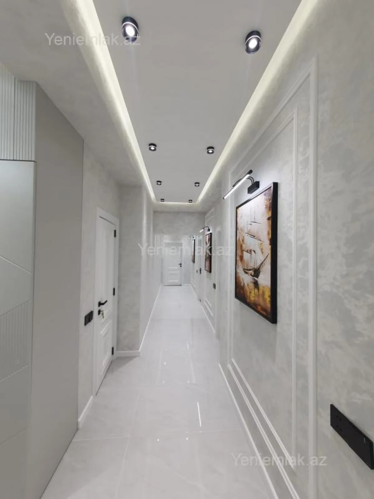 Satılır 3 otaqlı yeni tikili 105 m²