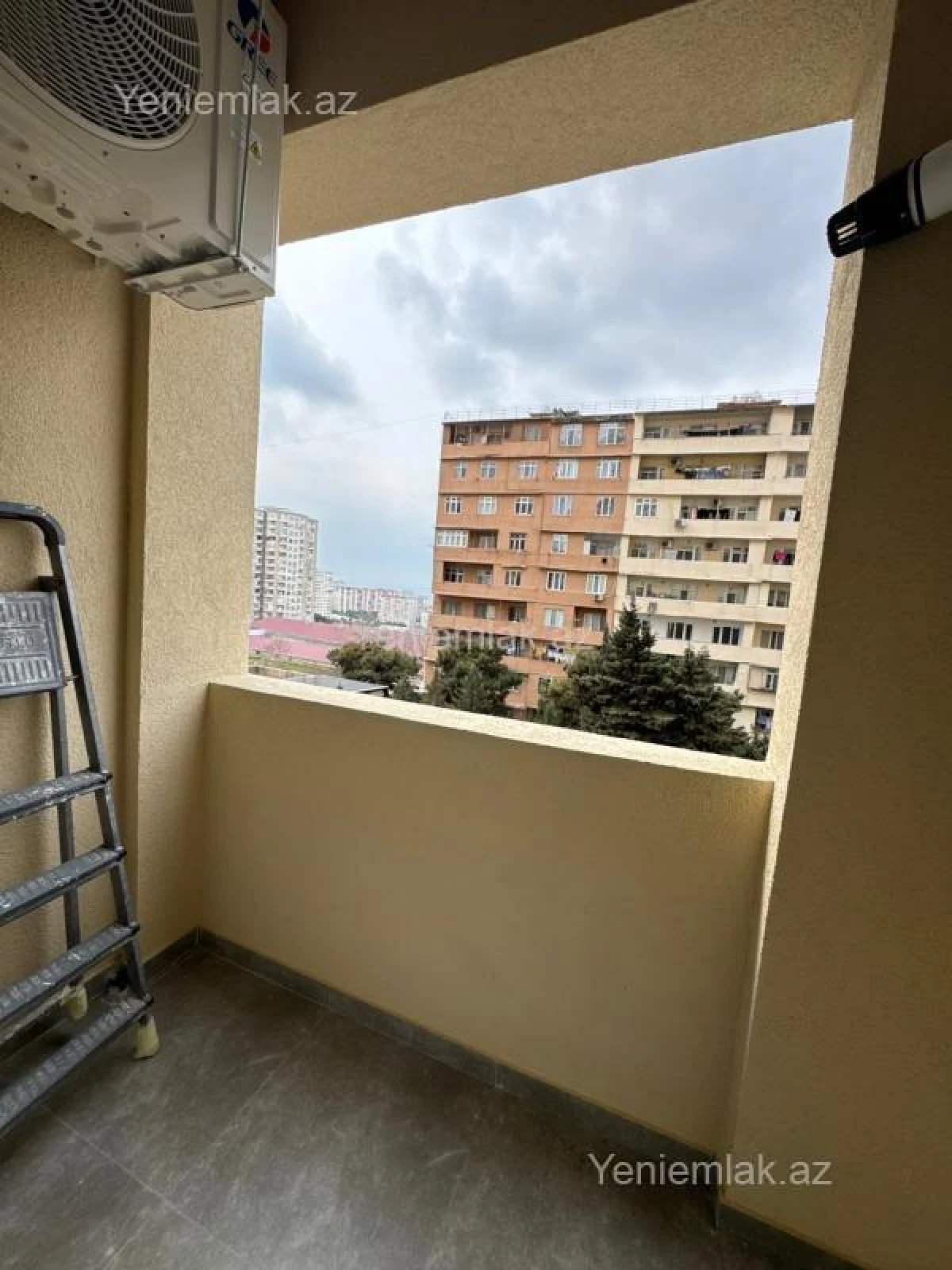 Satılır 3 otaqlı yeni tikili 105 m²