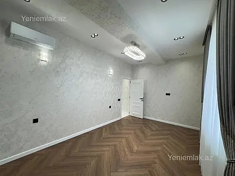 Satılır 3 otaqlı yeni tikili 105 m²