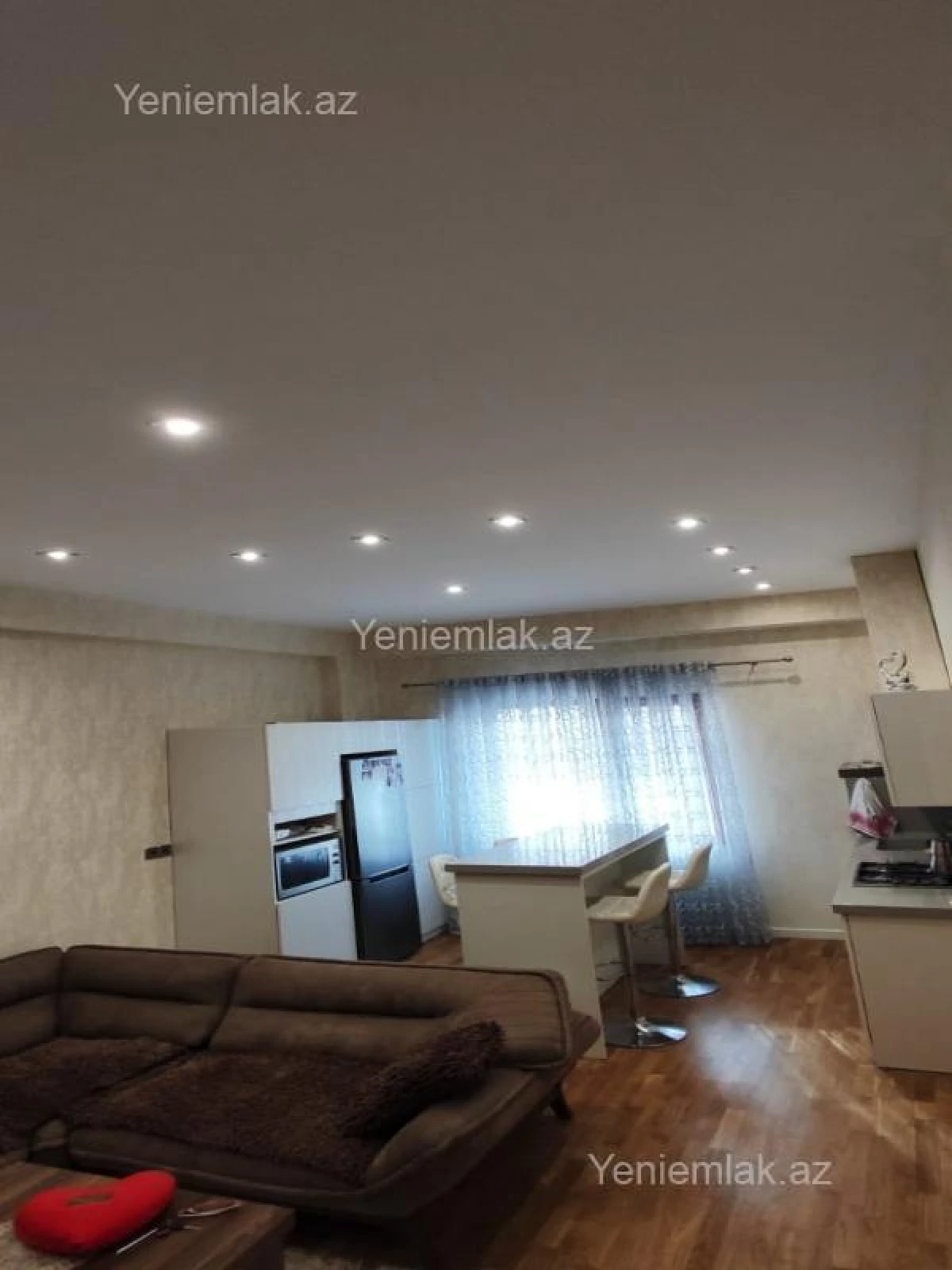 Satılır 3 otaqlı yeni tikili 64 m²
