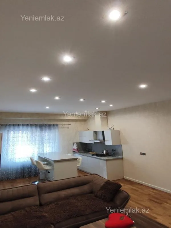 Satılır 3 otaqlı yeni tikili 64 m²