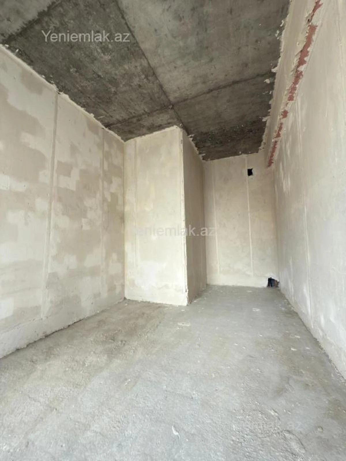 Satılır 2 otaqlı yeni tikili 76 m²