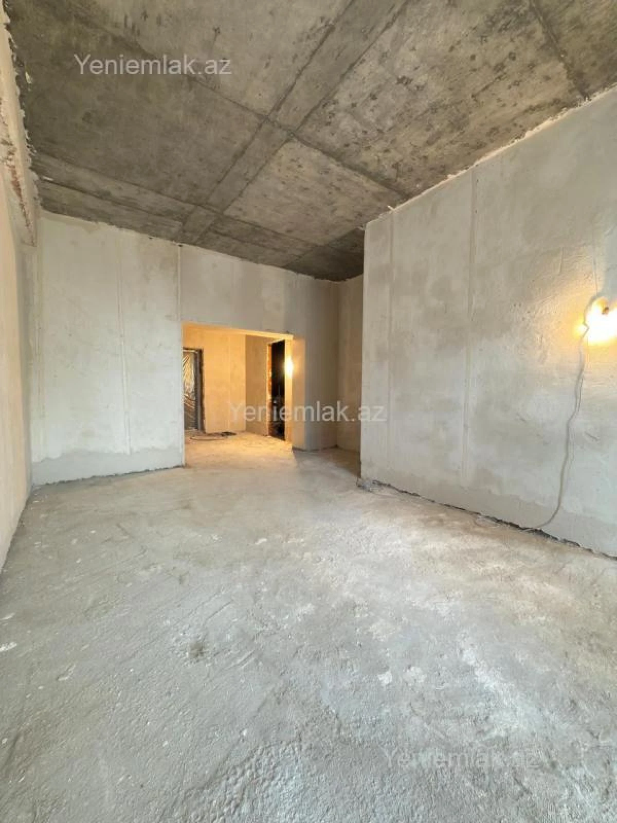 Satılır 2 otaqlı yeni tikili 76 m²