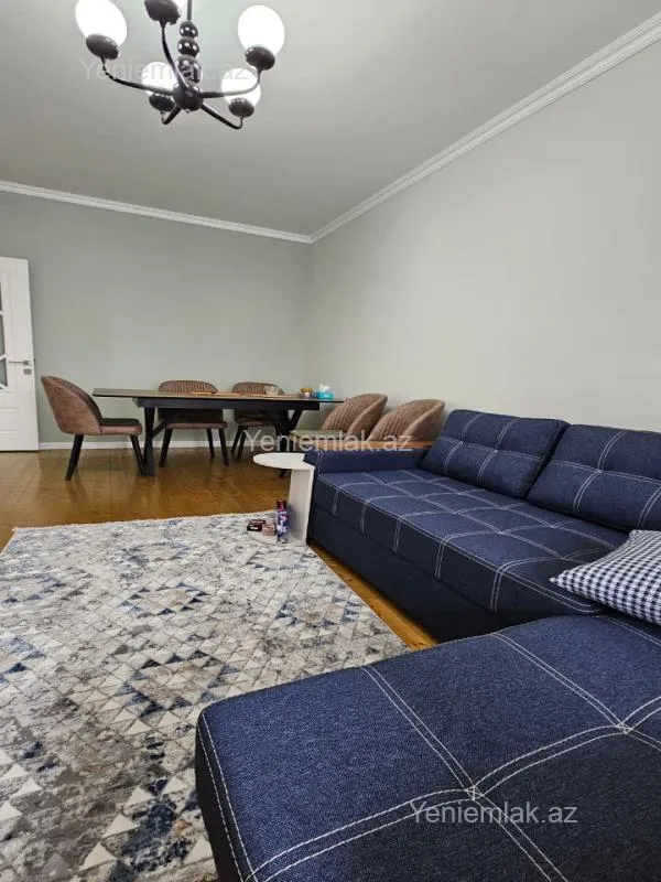 Satılır 3 otaqlı köhnə tikili 90 m²