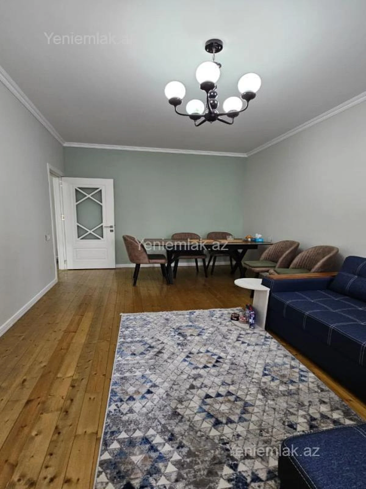 Satılır 3 otaqlı köhnə tikili 90 m²