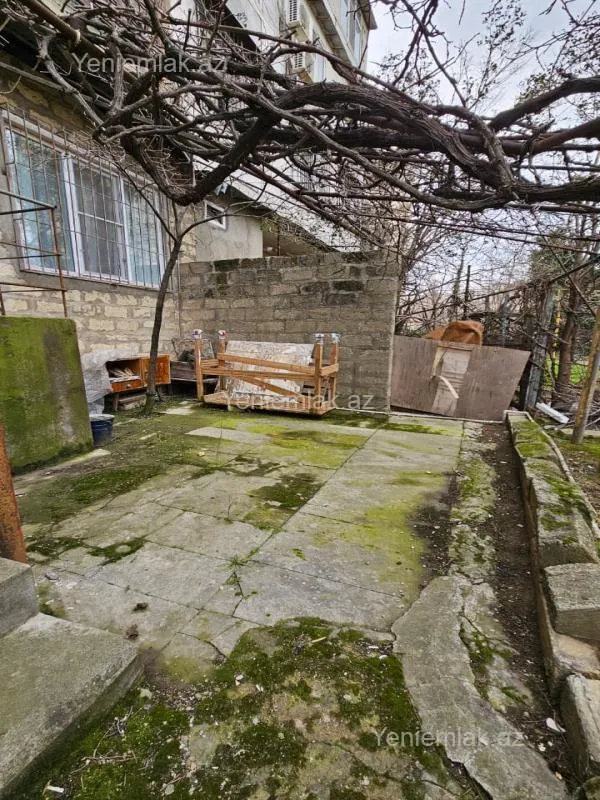 Satılır 3 otaqlı köhnə tikili 90 m²