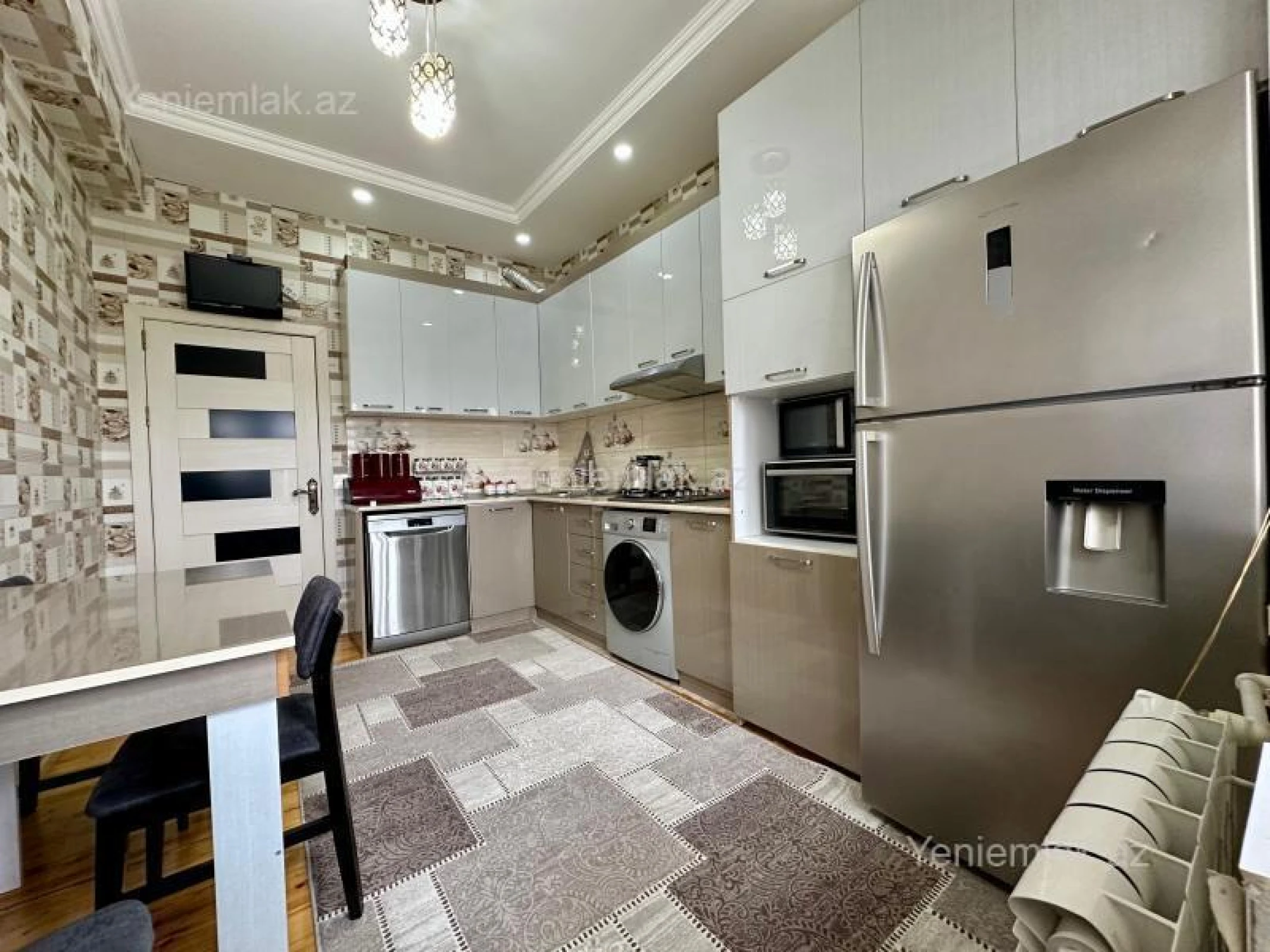 Satılır 3 otaqlı yeni tikili 105 m²