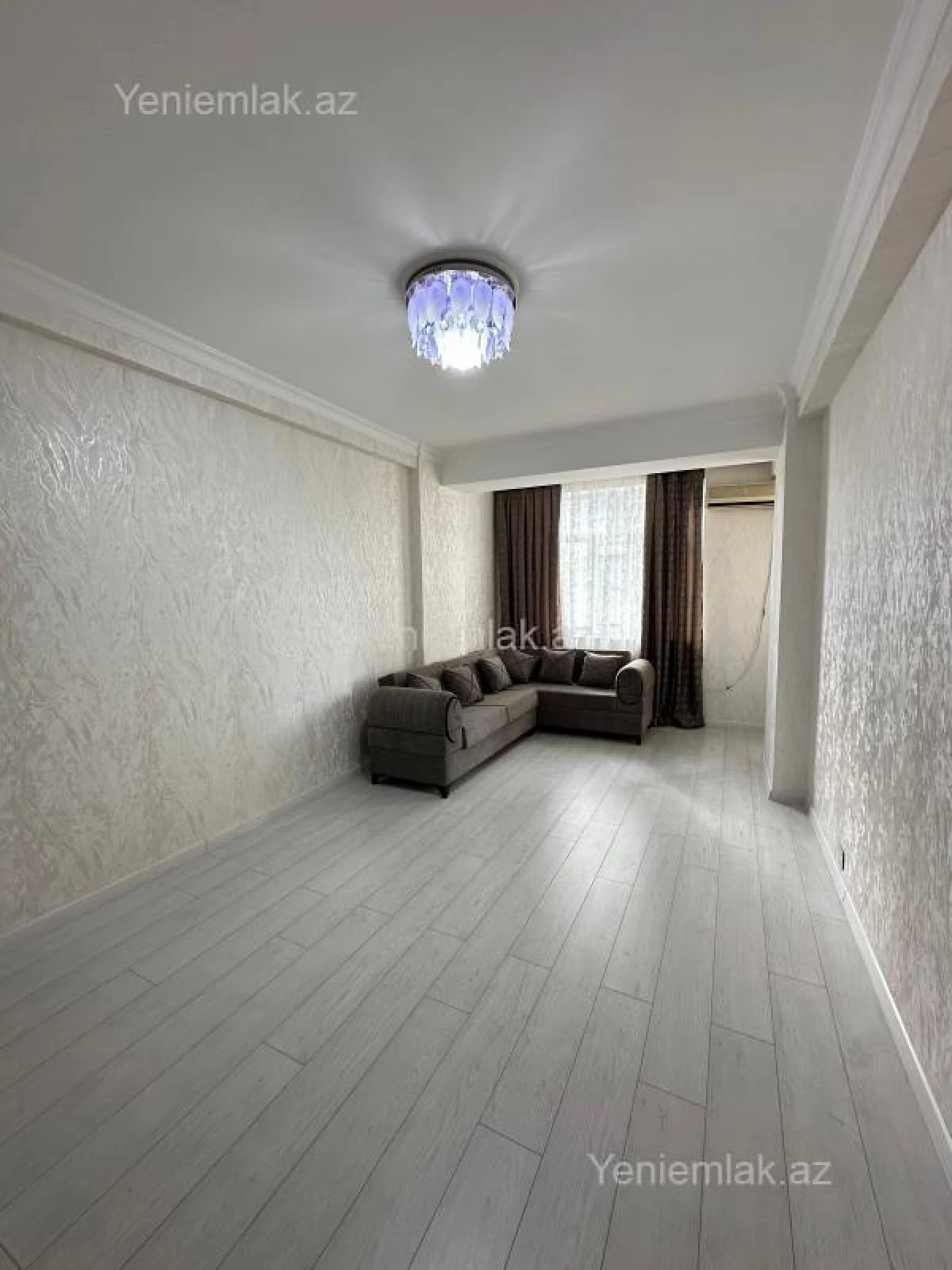 Satılır 2 otaqlı yeni tikili 70 m²