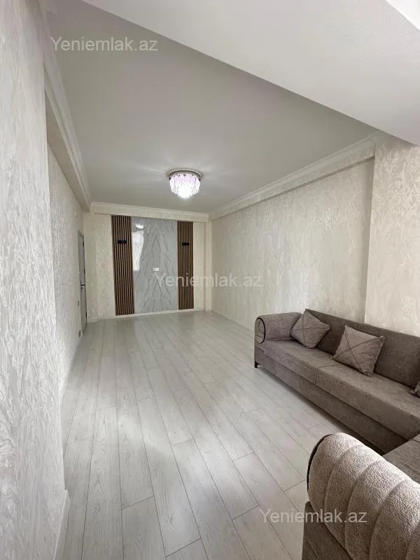 Satılır 2 otaqlı yeni tikili 70 m²