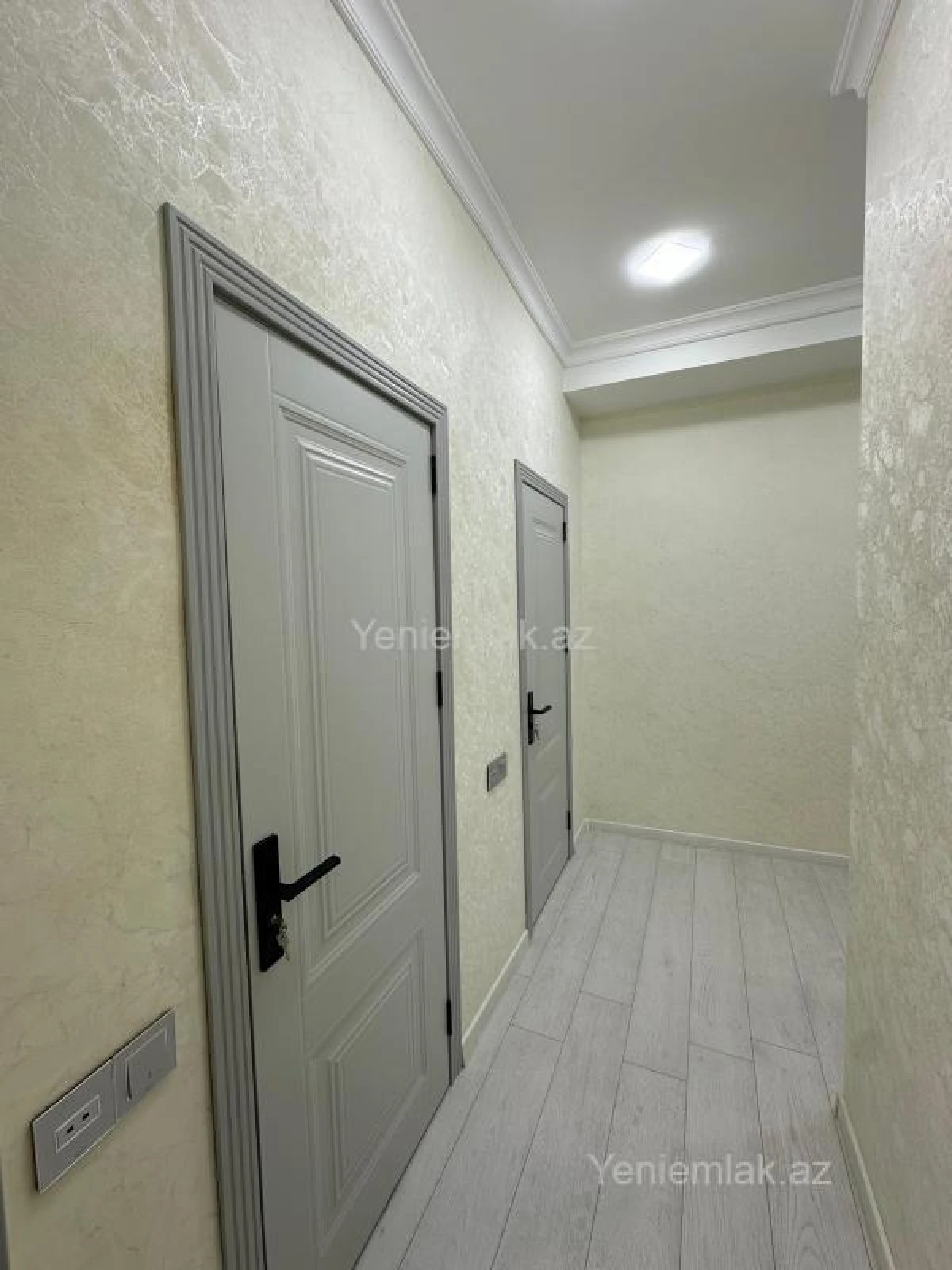Satılır 2 otaqlı yeni tikili 70 m²
