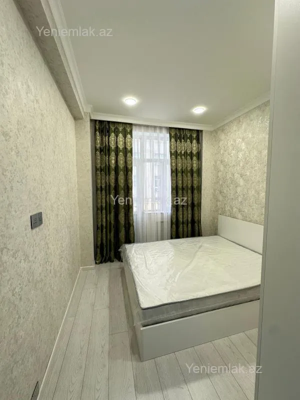 Satılır 2 otaqlı yeni tikili 70 m²